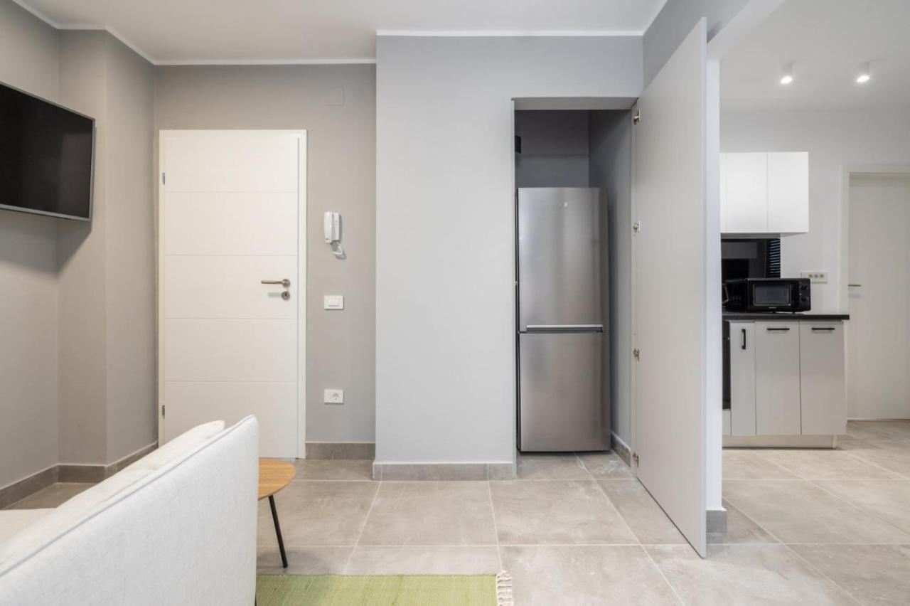 Alfie Center Apartment Бухарест Экстерьер фото